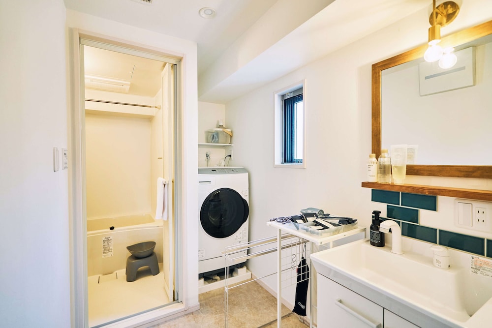 スーペリア アパートメント ペット同伴不可 禁煙(レンタカーなし) バスルーム1 | B/C APARTMENT 浅草花園通 レンタカー/サウナ付きホテル
