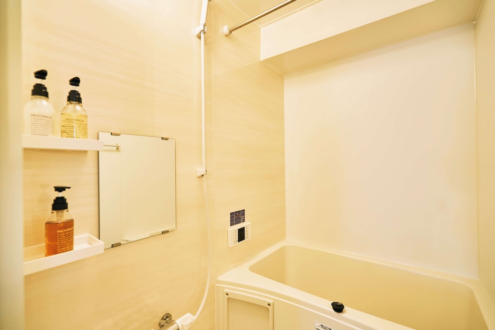 スーペリア アパートメント ペット同伴不可 禁煙（レンタカーなし） バスルーム0 | B／C APARTMENT 浅草花園通 レンタカー／サウナ付きホテル