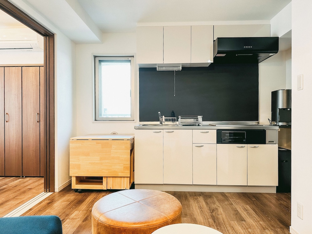 デラックス アパートメント ペット同伴不可 禁煙（レンタカー付） 専用キッチン0 | B／C APARTMENT 浅草花園通 レンタカー／サウナ付きホテル