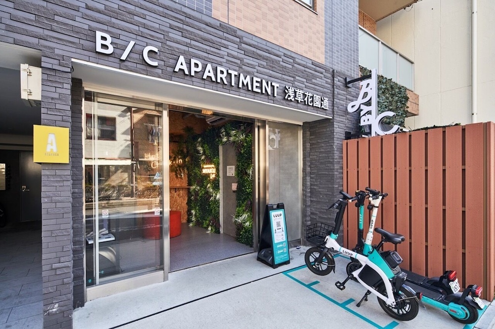 B／C APARTMENT 浅草花園通 レンタカー／サウナ付きホテル
