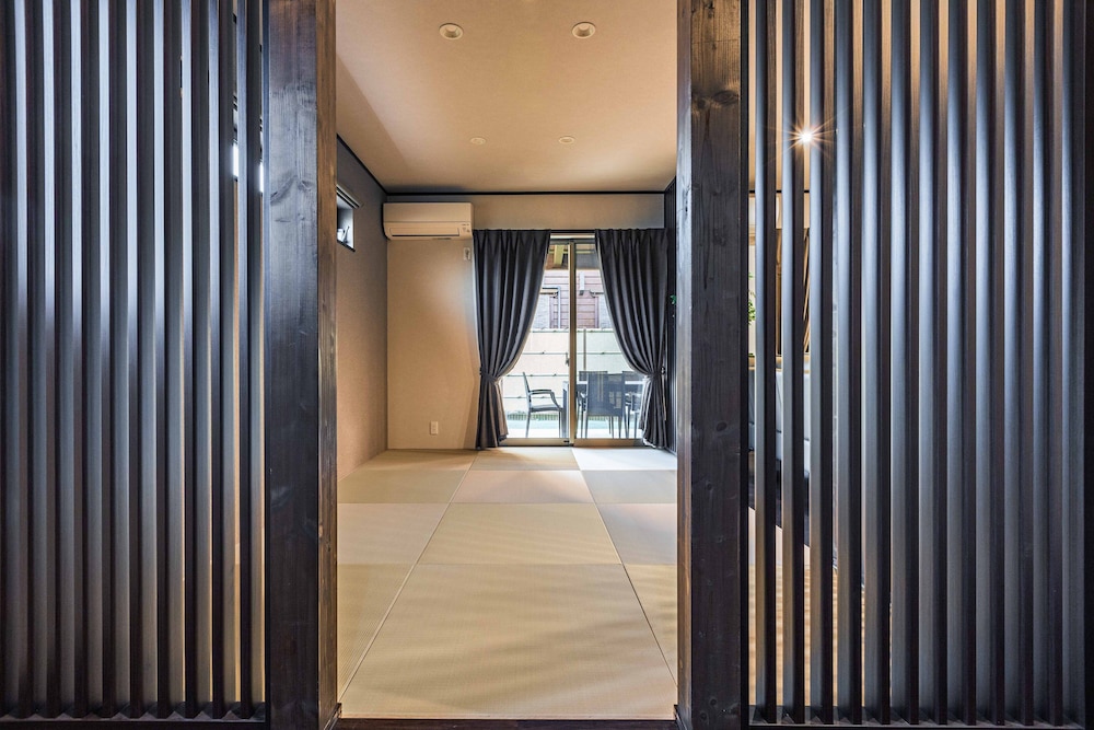 デザイン ヴィラ 客室11 | PEACE OF REST TAKASHIMA