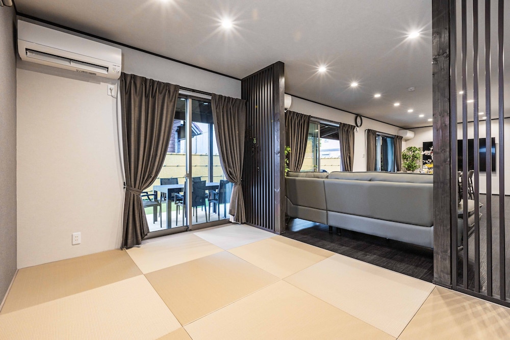 デザイン ヴィラ 客室13 | PEACE OF REST TAKASHIMA