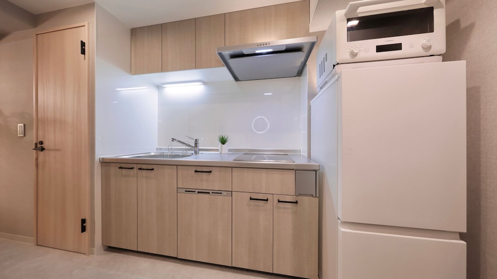 スイート 専用キッチン0 | 道頓堀クリスタルホテルⅢ