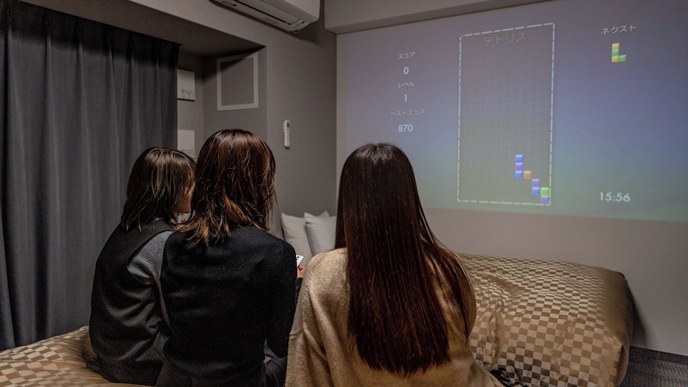 デラックス ツインルーム 禁煙 テクノロジー0 | メルバブステイオオサカ