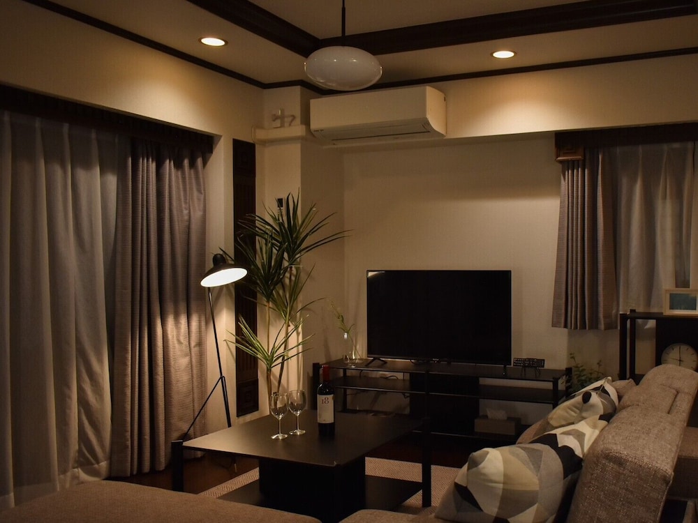 ベーシック アパートメント リビング エリア2 | サンモールクレスト607