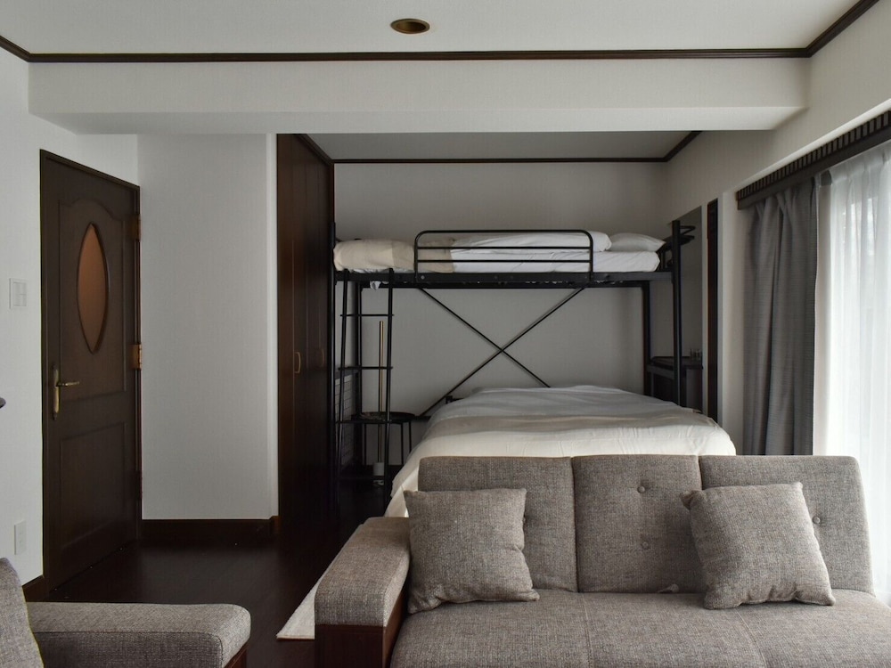 ベーシック アパートメント 客室2 | サンモールクレスト607