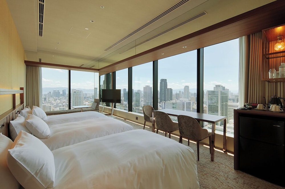 プレミアムトリプル エグゼクティブバーラウンジアクセス付 高層階 禁煙 客室2 | カンデオホテルズ大阪ザ・タワー