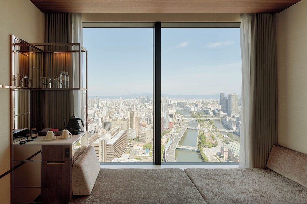 エグゼクティブツイン（3名こあがりソファベッド利用） 禁煙 客室4 | カンデオホテルズ大阪ザ・タワー