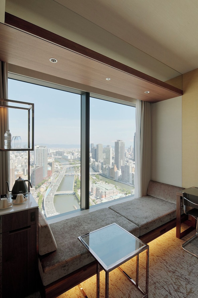 エグゼクティブツイン（3名こあがりソファベッド利用） 禁煙 客室3 | カンデオホテルズ大阪ザ・タワー