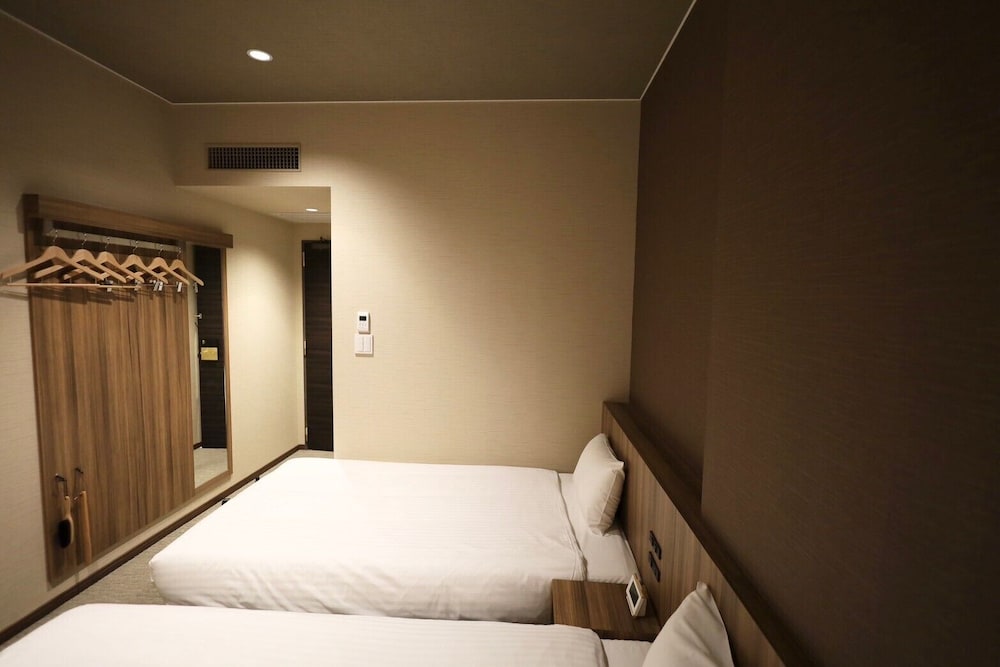 ベーシック ツインルーム 客室11 | HOTEL CUORE 京都・四条大宮
