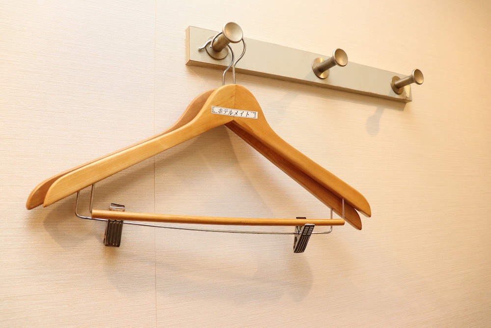 セミダブルベッド 1台, 駐車場無し, 喫煙可 客室の設備とサービス1 | ユースタイルホテル メイト