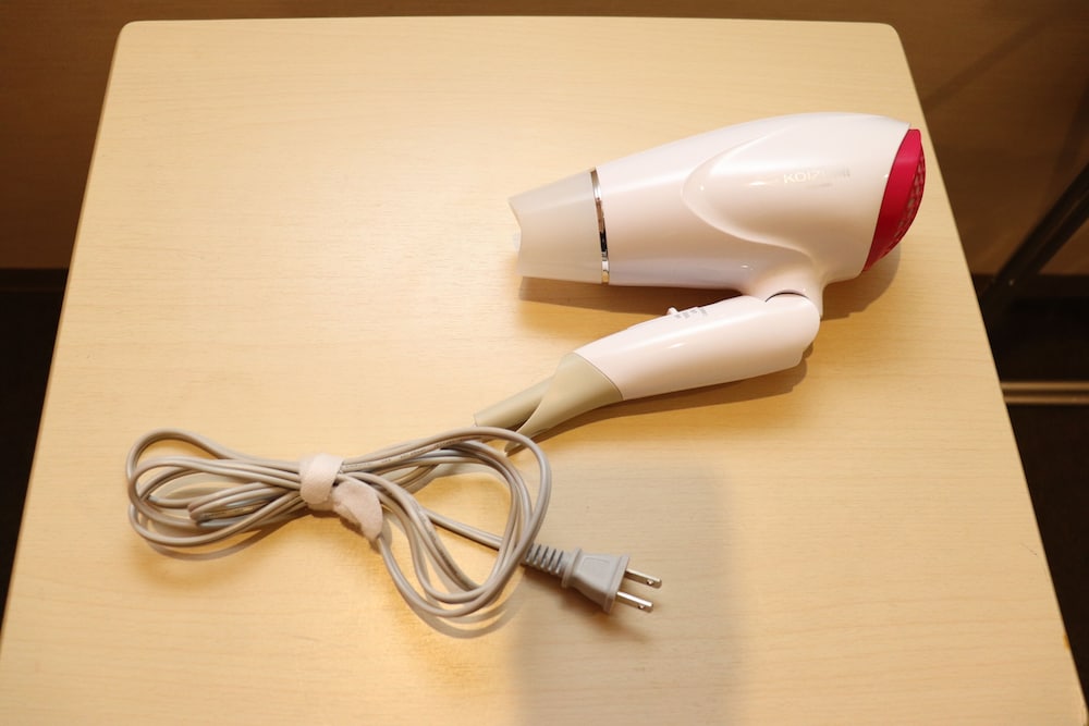 セミダブルベッド 1台, 駐車場無し, 喫煙可 客室の設備とサービス3 | ユースタイルホテル メイト