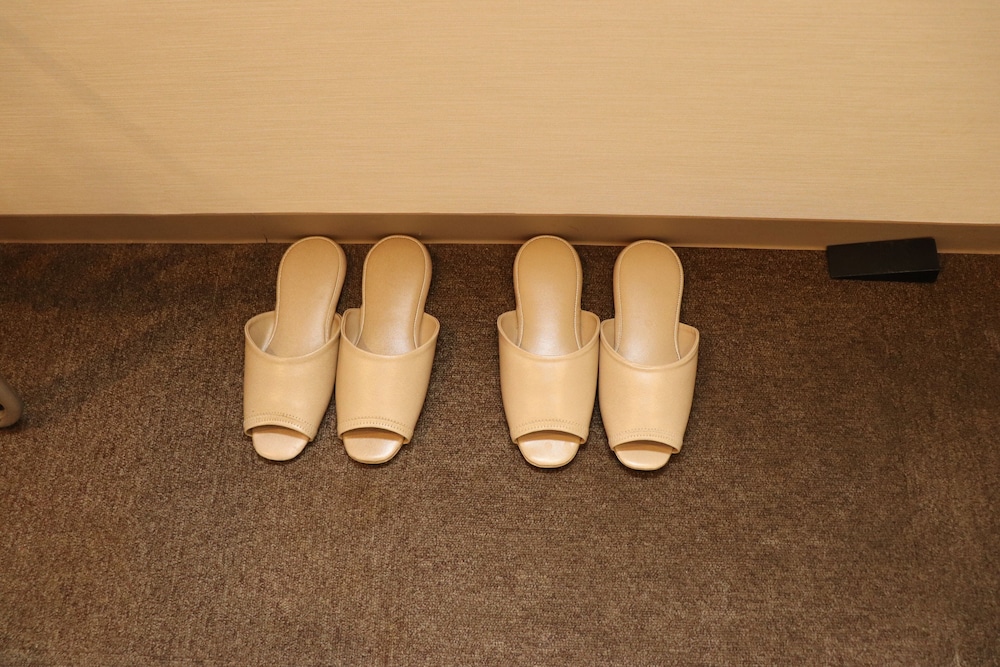 セミダブルベッド 1台, 駐車場無し, 喫煙可 客室の設備とサービス2 | ユースタイルホテル メイト