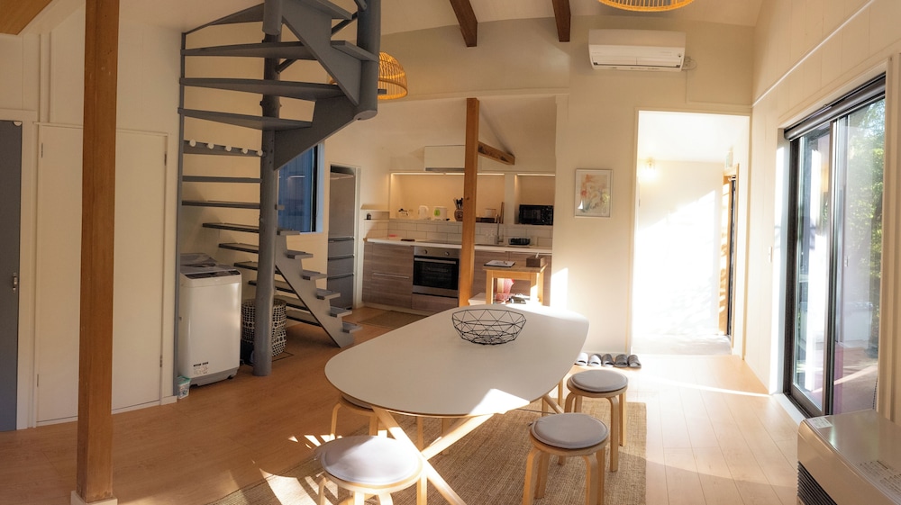 ダイニングルーム1 | 粉雪キャビン白馬