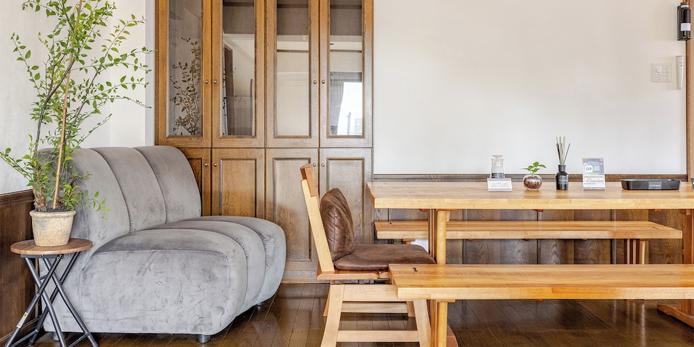 アパートメント (6) 客室内のダイニングエリア2 | LIT’S INN Sapporo