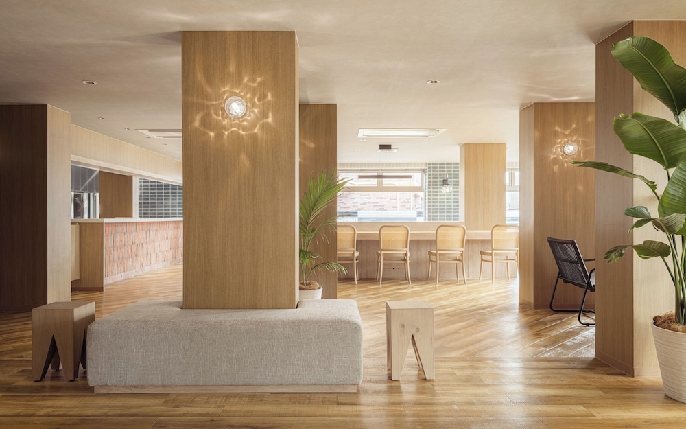 ロビー1 | ネストホテル石垣マエサトビーチ ロビー1 | ネストホテル石垣マエサトビーチ