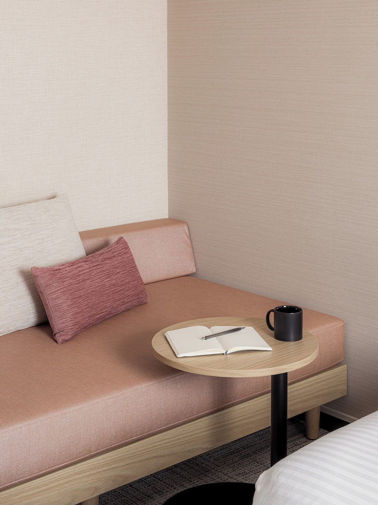 デラックス ツインルーム 禁煙 客室1 | ネストホテル石垣マエサトビーチ