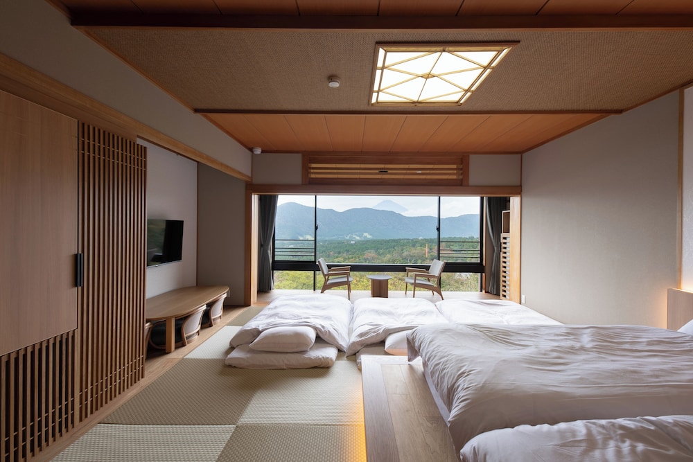 メインイメージ | 箱根芦ノ湖 美景館