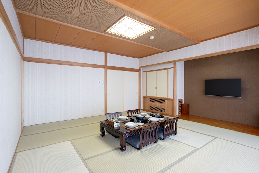客室1 | 箱根芦ノ湖 美景館