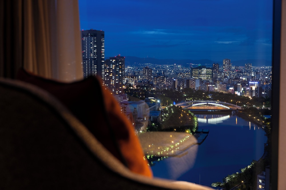 ツインルーム リバービュー 禁煙 客室2 | ダブルツリー by ヒルトン大阪城