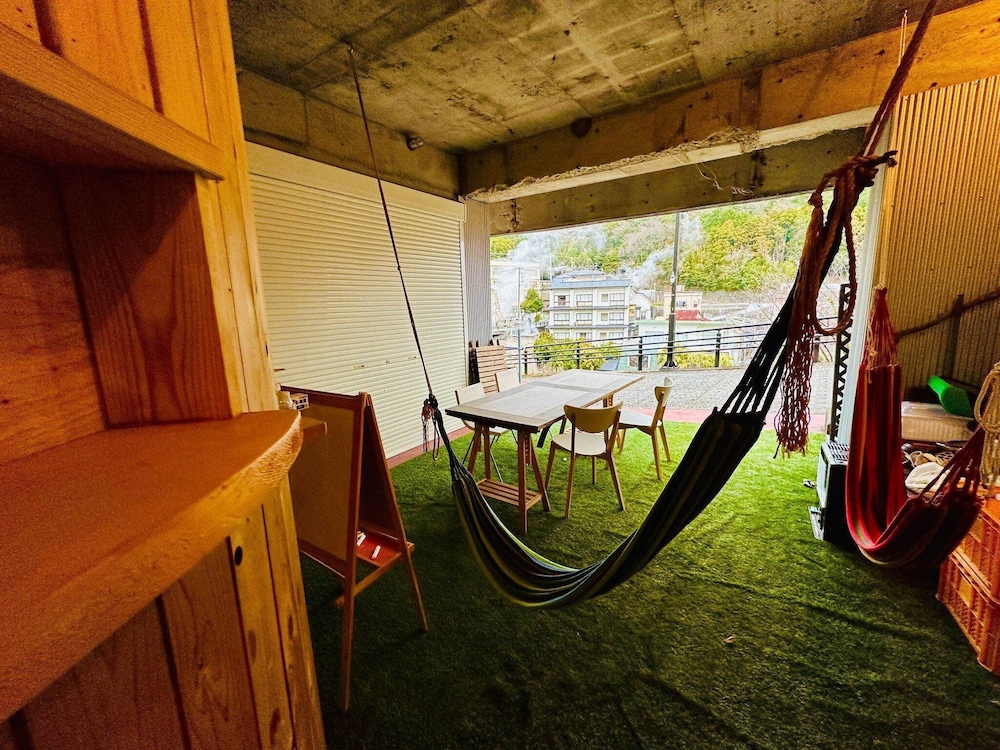 施設の正面1 | 熱川サウナ小屋 ふみなや