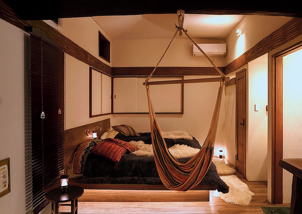 Hanz Outdoor ヴィラ C 客室2 | ハンズアウトドアリゾート (旧グランピングヴィラハンズ河口湖)