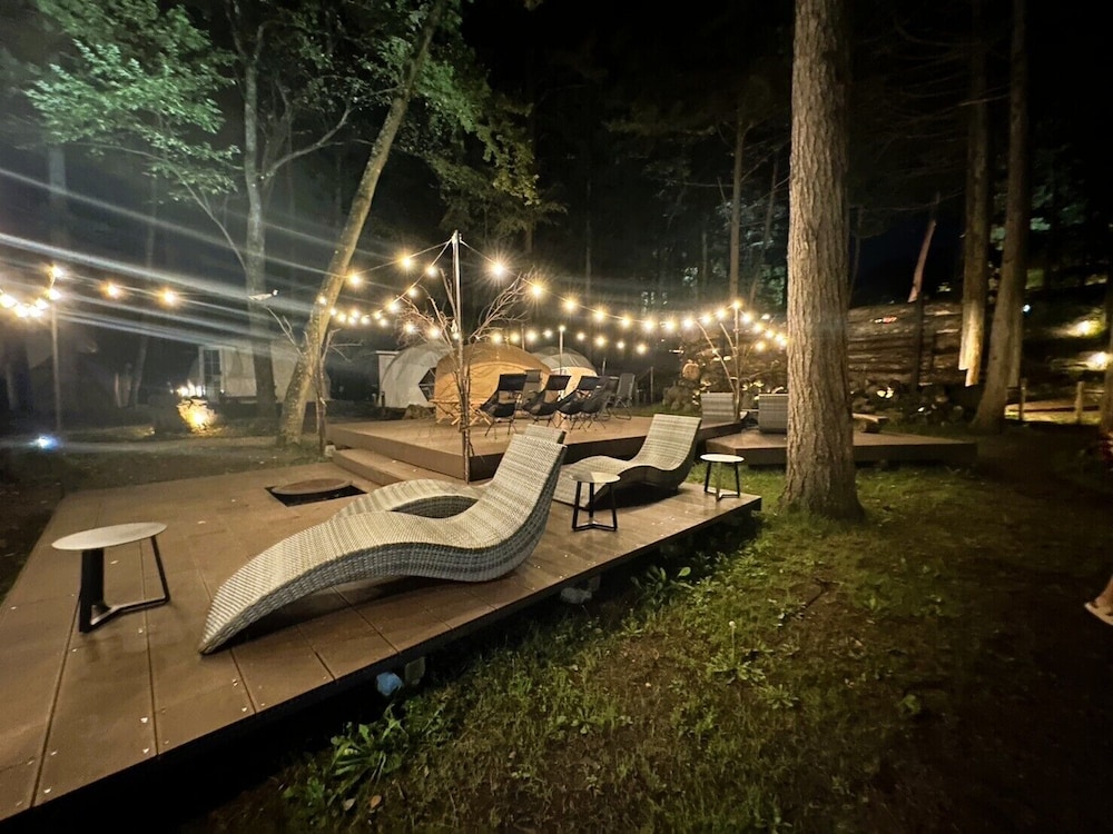 Glamping Hanz Pao (大人4名) テラス / パティオ1 | ハンズアウトドアリゾート (旧グランピングヴィラハンズ河口湖)