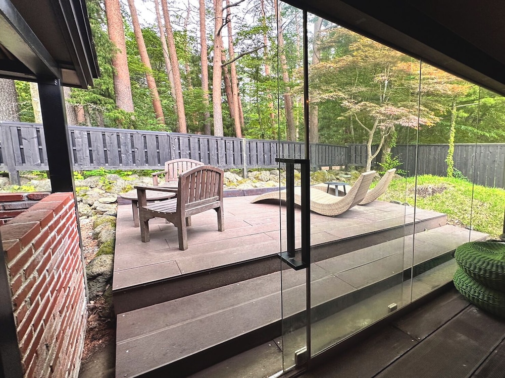 Hanz Outdoor Villa 離れ L テラス / パティオ2 | ハンズアウトドアリゾート (旧グランピングヴィラハンズ河口湖)