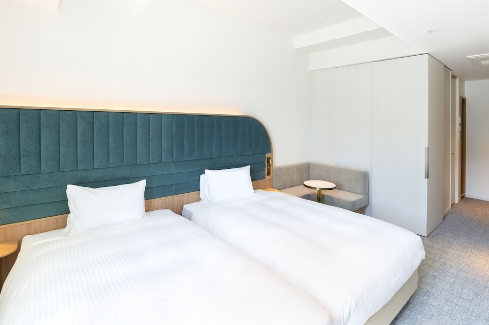 ツインルーム (シャワーブース完備) 客室1 | ホテルコメント横浜関内