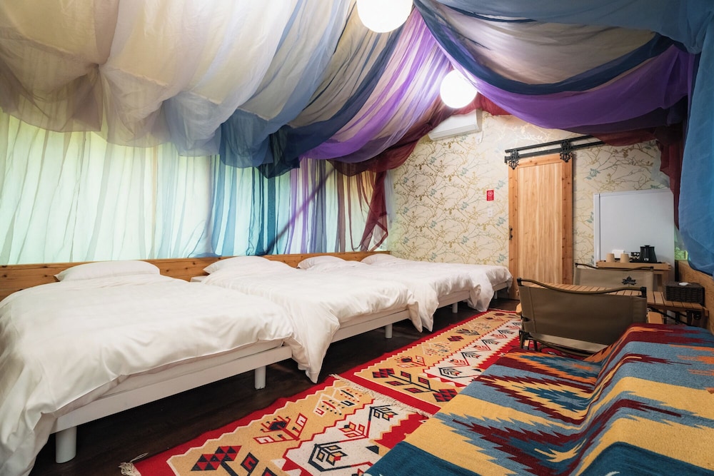 やすらぎ4ベッド 客室1 | ウッドデザインパーク瀬戸