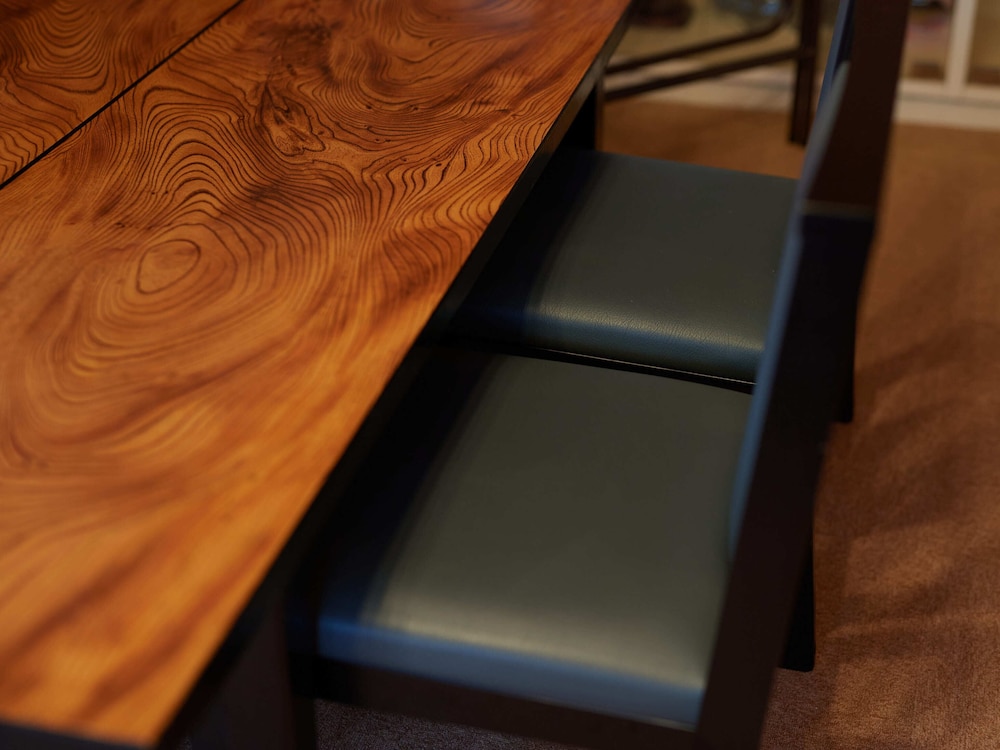 [洋室] トリプルルーム 喫煙 客室4 | ハヤマ荘