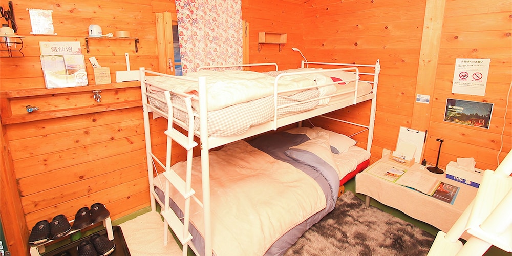 ファミリー コテージ 客室3 | 星逢える宿 森のコテージ気仙沼