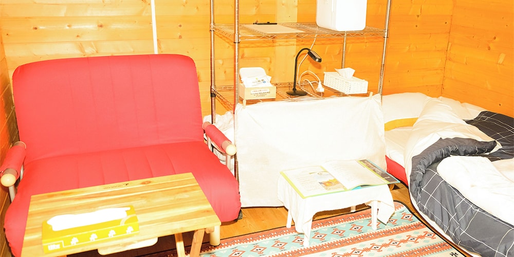 ベーシック コテージ 客室4 | 星逢える宿 森のコテージ気仙沼