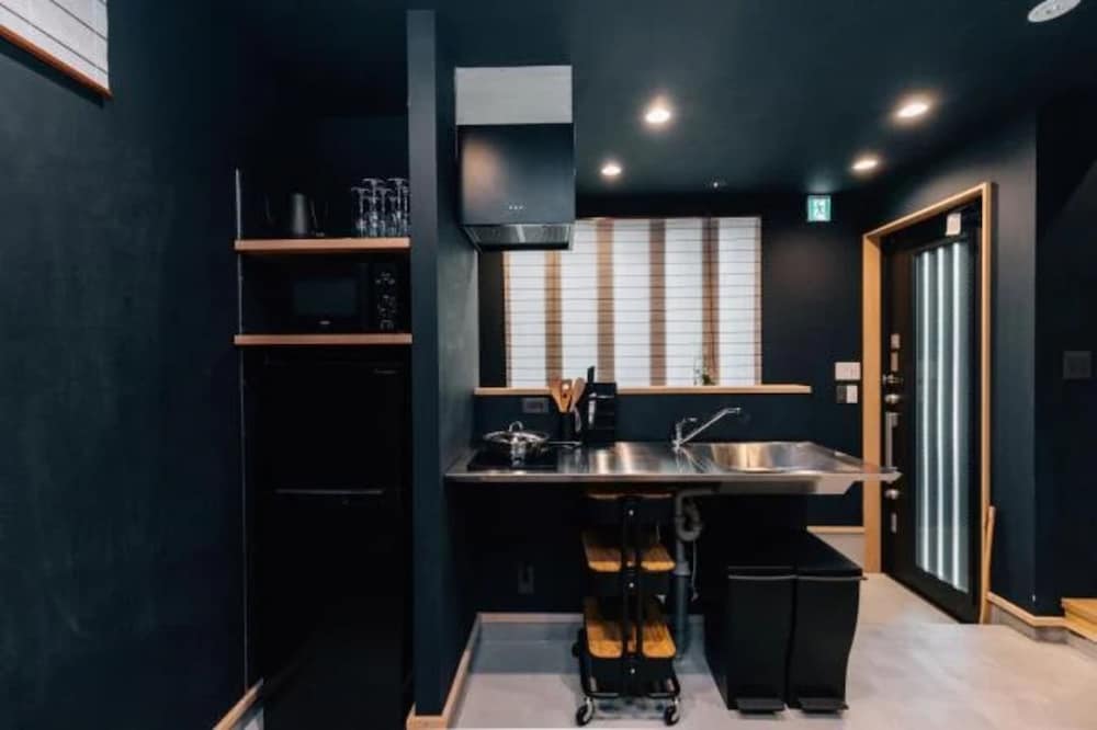 スーペリアファミリールーム 専用キッチン0 | 灯々屋