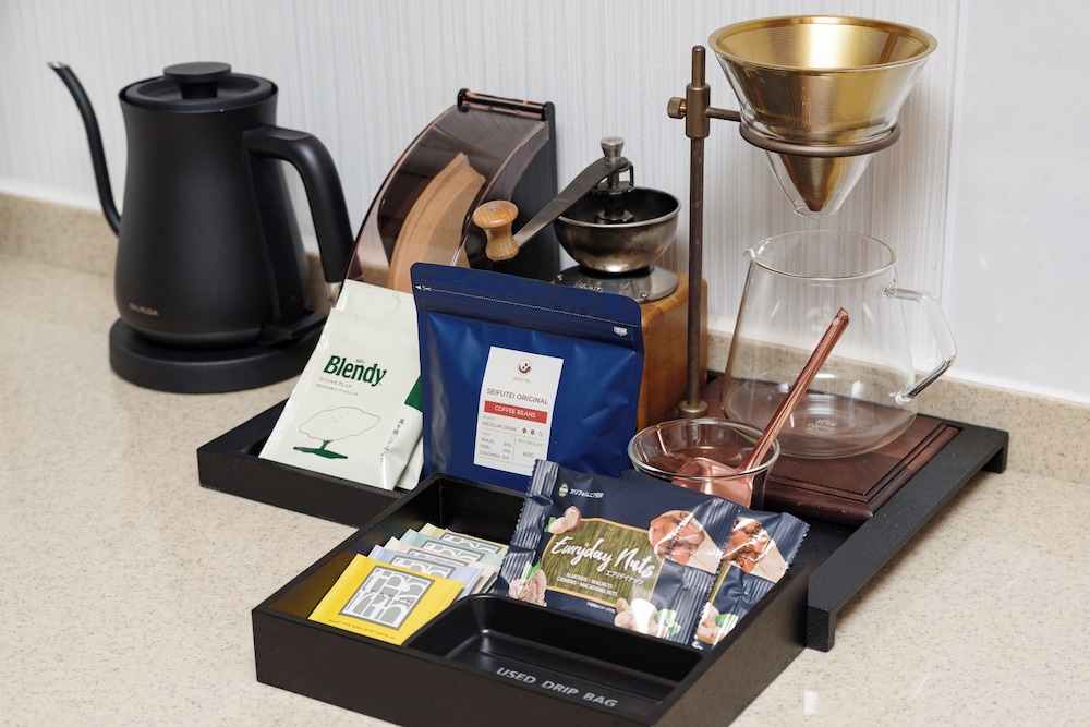 スタンダード スイート 禁煙 ガーデンビュー 客室4 | 猪苗代磐梯山麓温泉　静楓亭