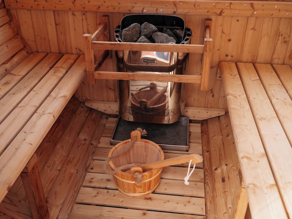 デラックス ルーム 客室18 | ブルーシャローズ恩納村リゾート