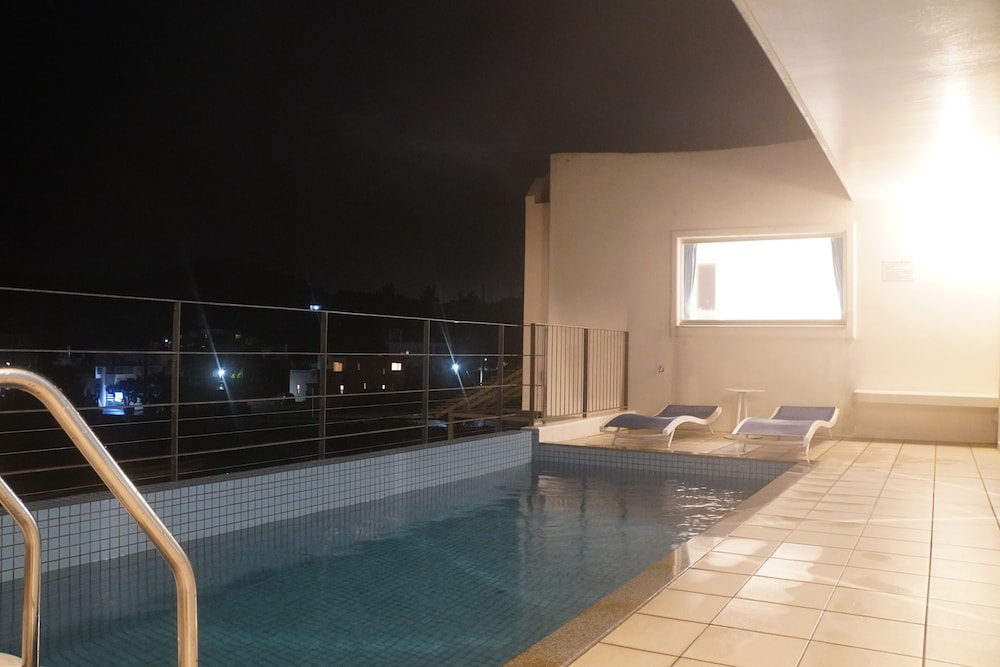 デラックス ルーム プライベートプール5 | ブルーシャローズ恩納村リゾート