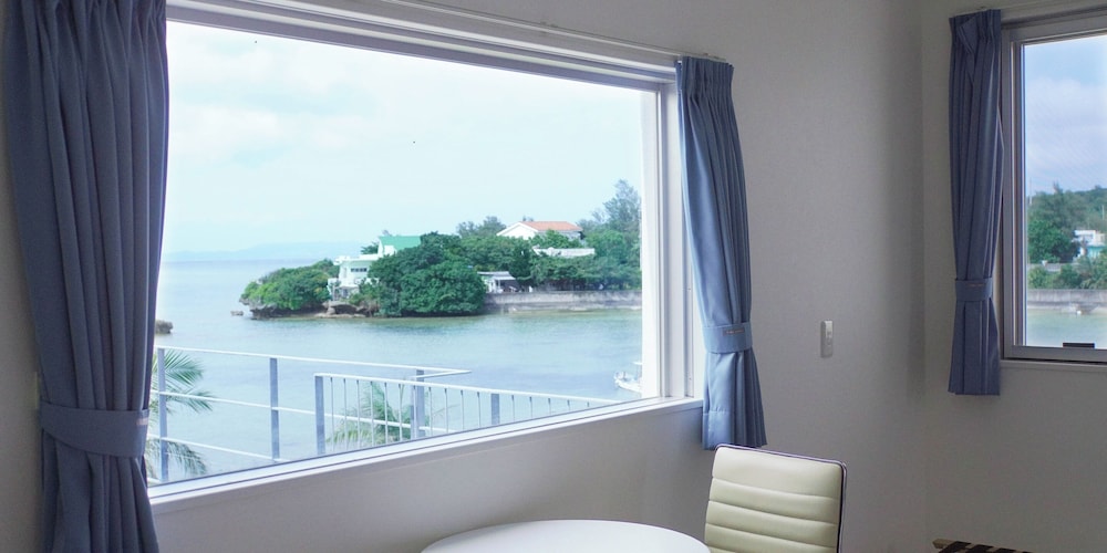 デラックス ルーム バルコニーからの眺望0 | ブルーシャローズ恩納村リゾート