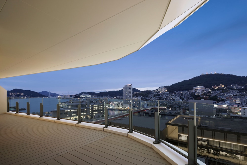 クラブ スイート 1 ベッドルーム 禁煙 | 長崎マリオットホテル