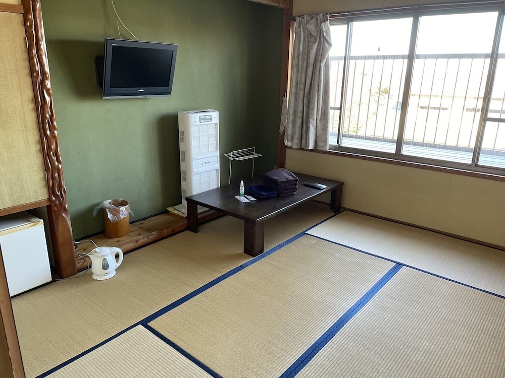 客室1 | 真鶴潮騒新館