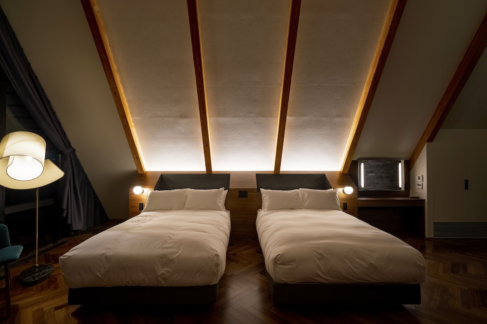 ラグジュアリー コンドミニアム 客室1 | KANOLLY resorts HAKUBA