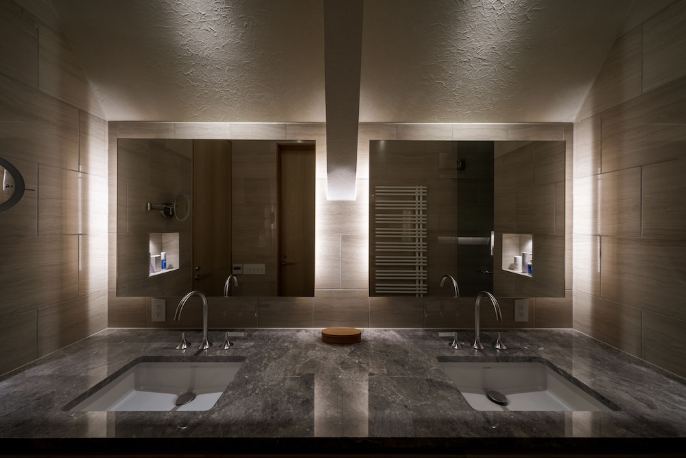 ラグジュアリー コンドミニアム 客室の設備とサービス0 | KANOLLY resorts HAKUBA