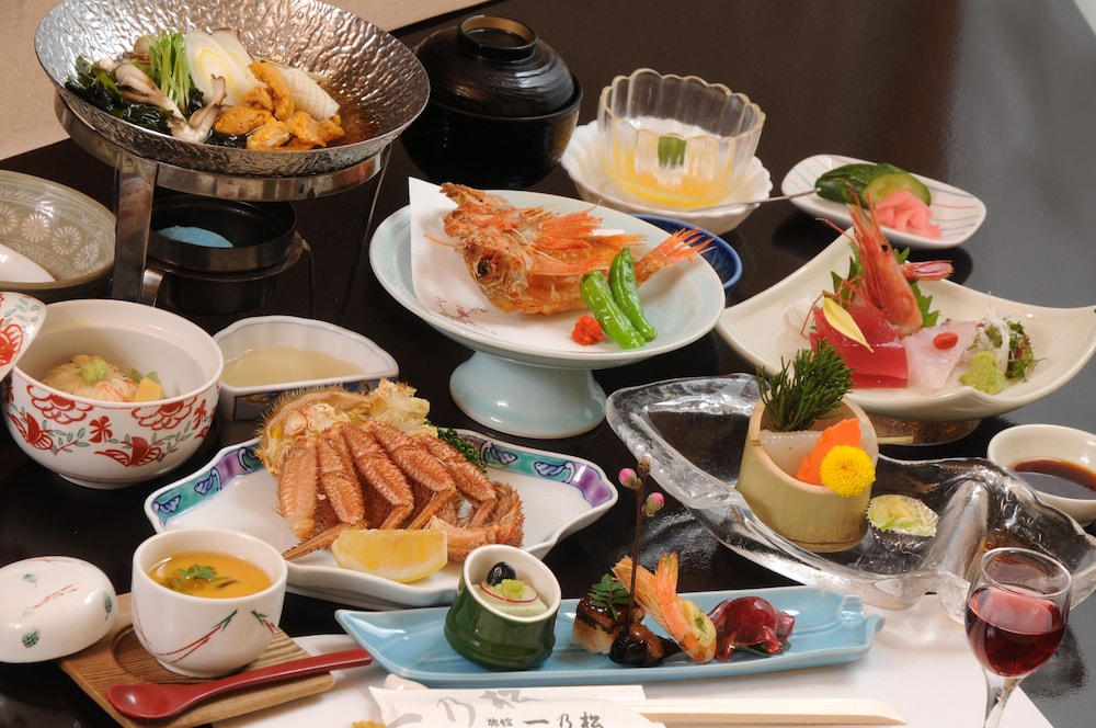 レストラン1 | 純和風旅館 一乃松