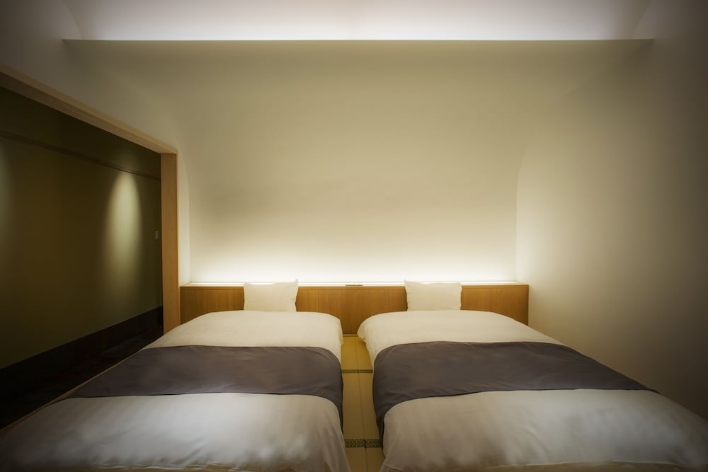 オーシャンビュー 和洋室10畳 禁煙 さざ波 -sazanami- 客室1 | 間人温泉 炭平