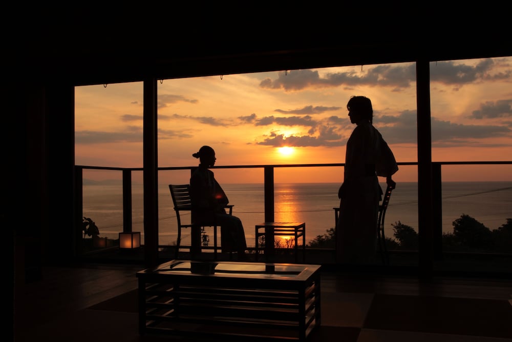 オーシャンパノラマビュー離れ客室 禁煙 海鈴 -kairin- | 間人温泉 炭平