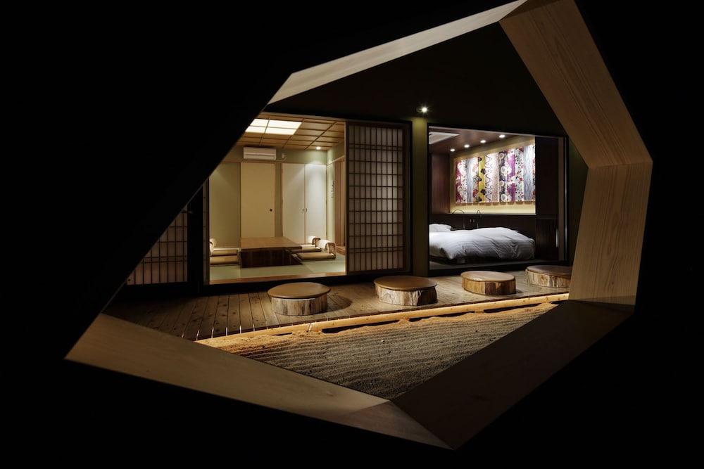 パーシャル オーシャン露天風呂付き離れ客室 禁煙 風乃音 -kazenone- 客室2 | 間人温泉 炭平