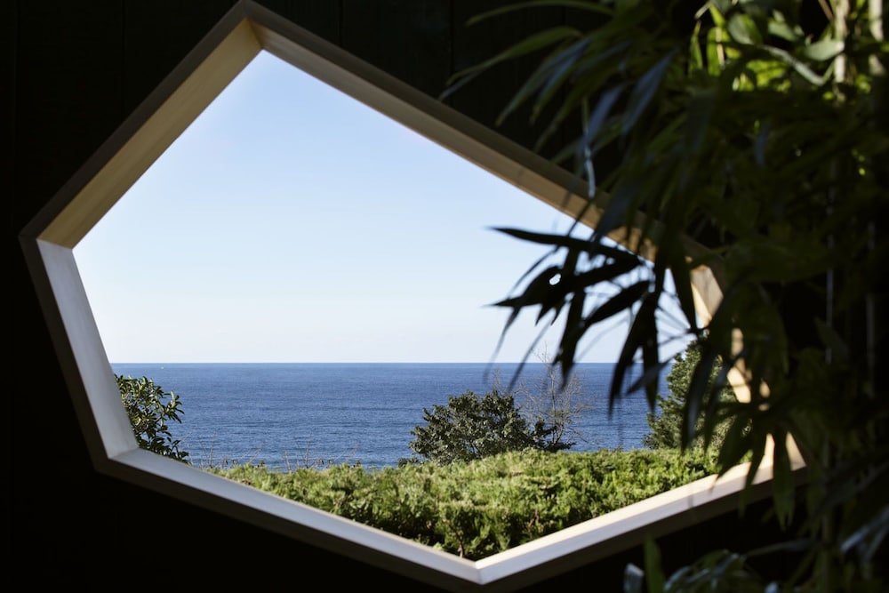 パーシャル オーシャン露天風呂付き離れ客室 禁煙 風乃音 -kazenone- バルコニーからの眺望0 | 間人温泉 炭平