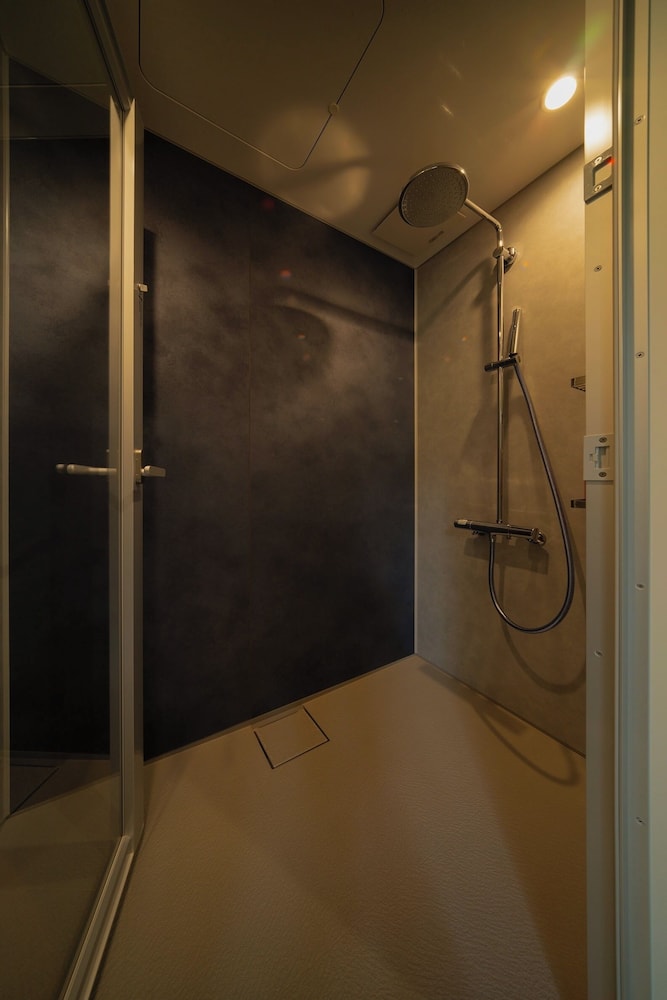 ラグジュアリー シャレー バスルーム1 | シャレー インフィニティ