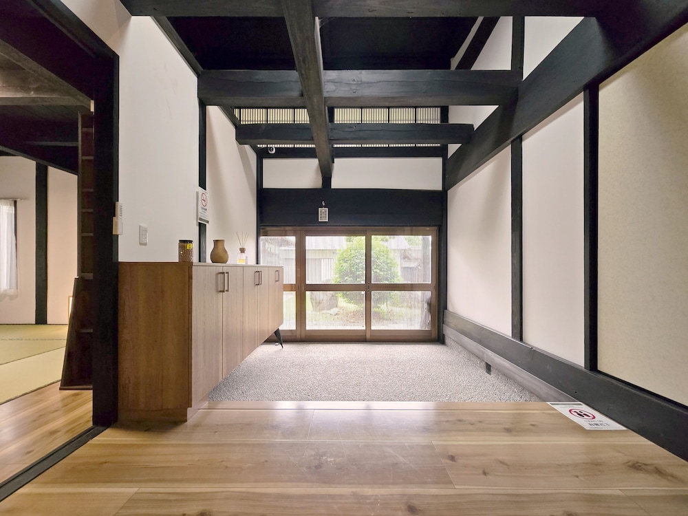 デラックス ハウス | 一宿一景一生縁・千葉県四街道