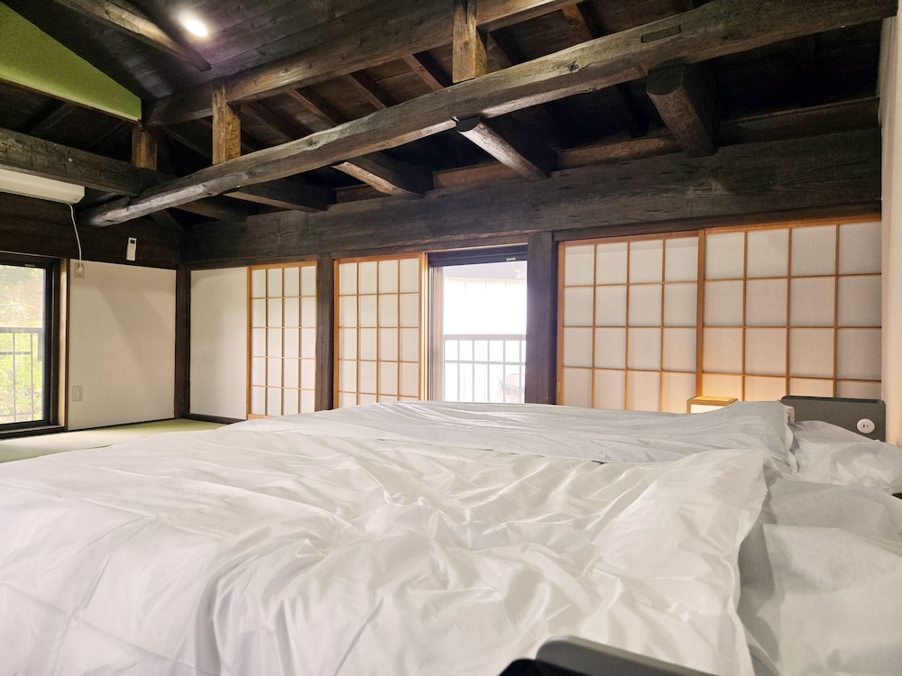 デザイン ハウス 客室5 | 一宿一景一生縁・千葉県四街道